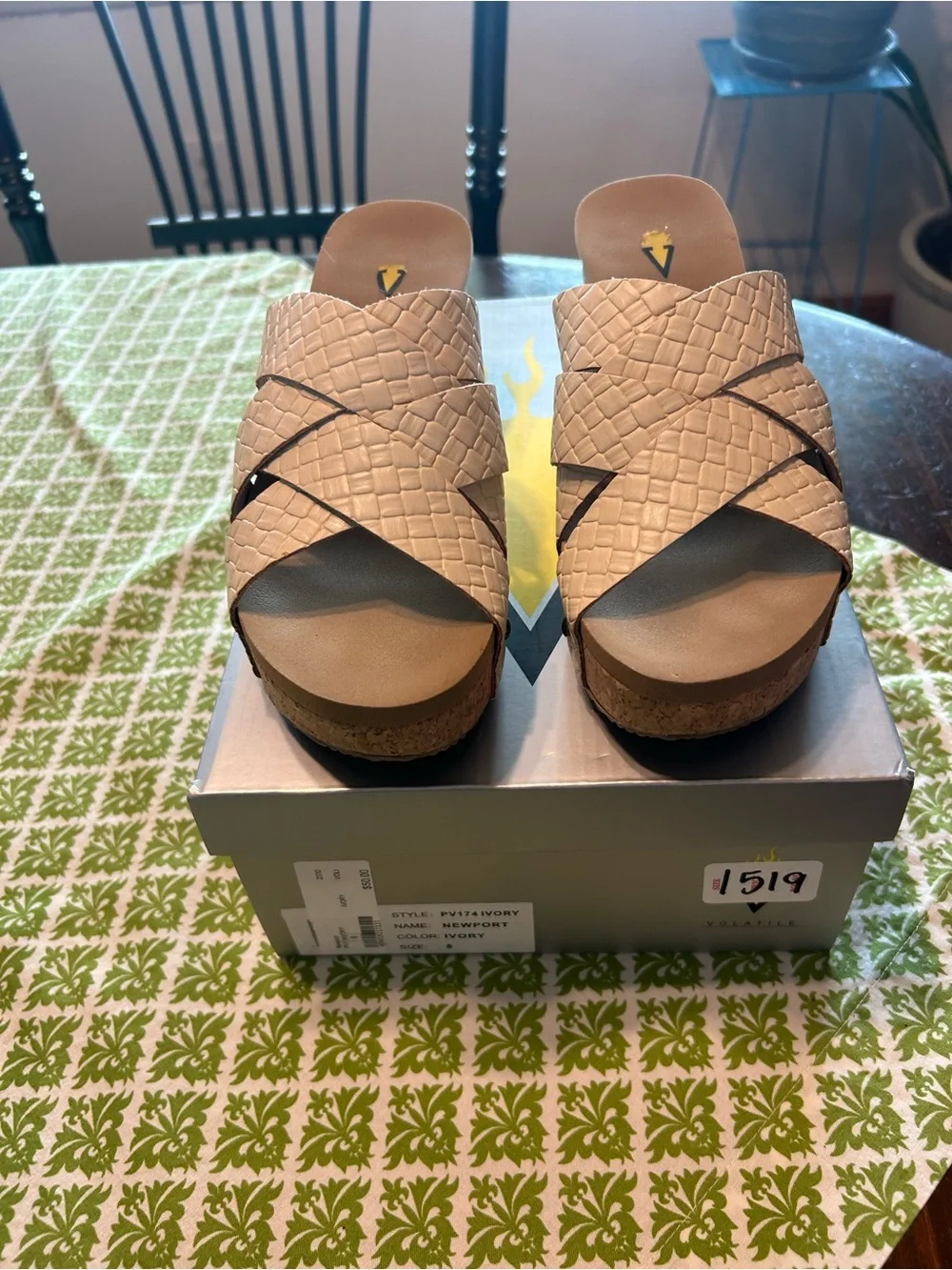 Volatile Sandals - Picture 1 of 7